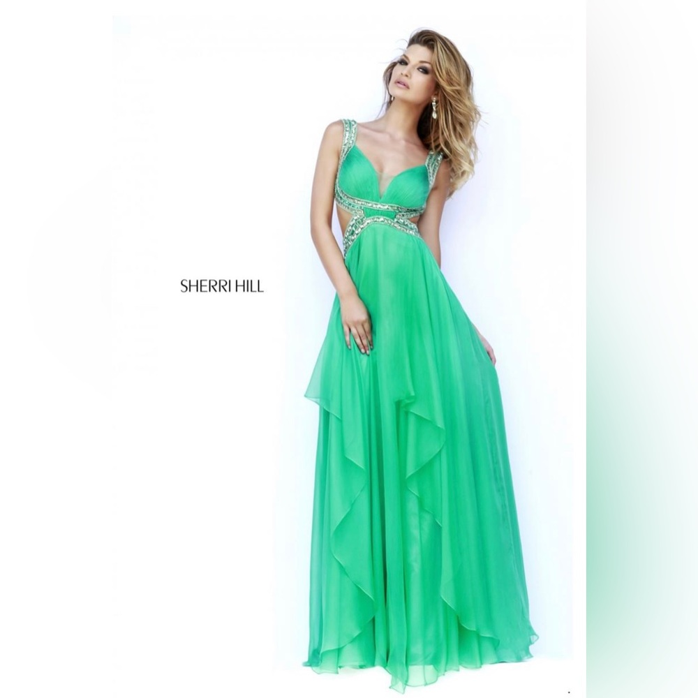 NWT Sherry hill size 4 formal gown